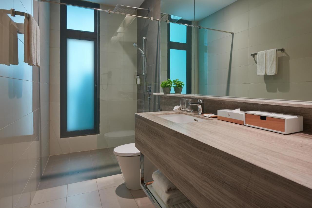 Mercure Living ปุตราจายา ภายนอก รูปภาพ Bathroom