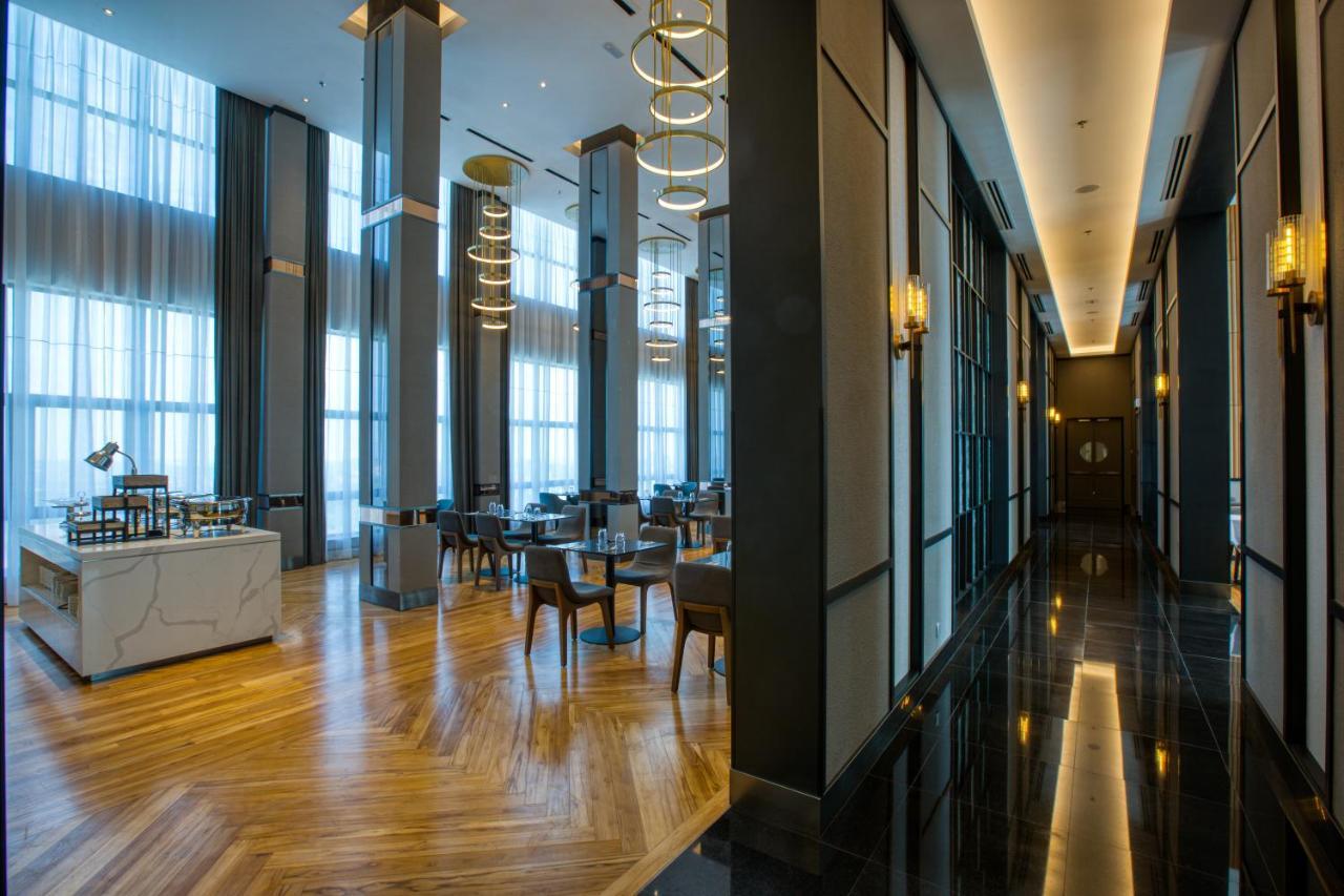 Mercure Living ปุตราจายา ภายนอก รูปภาพ The Lounge at KLIA