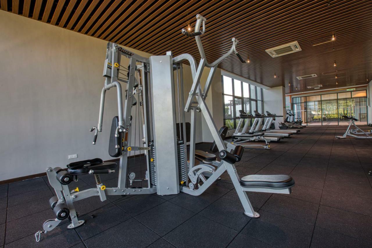 Mercure Living ปุตราจายา ภายนอก รูปภาพ A multi-station machine